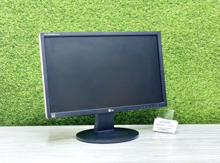 LG Flatron W2246
